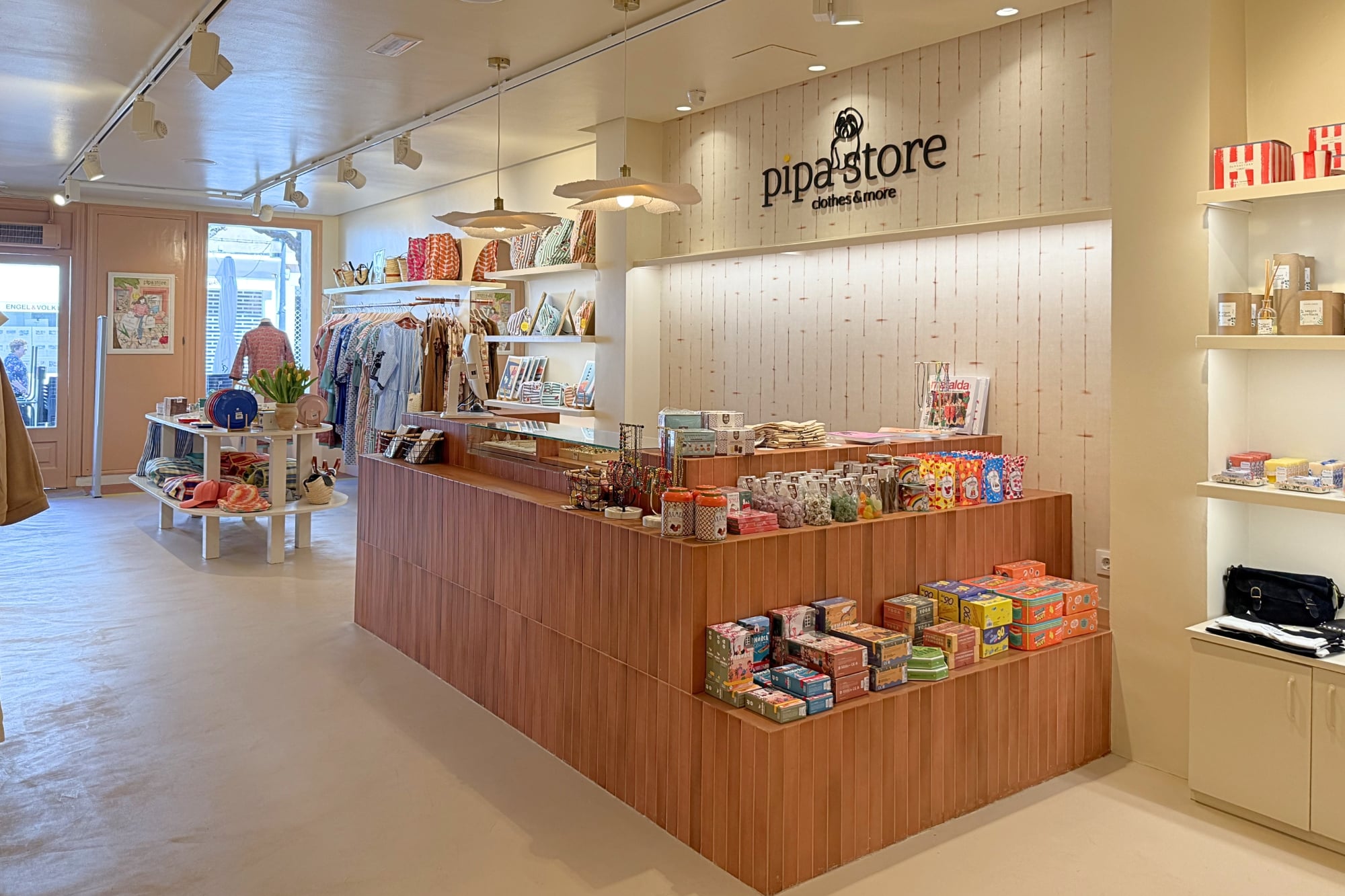 Reforma integral retail Menorca
